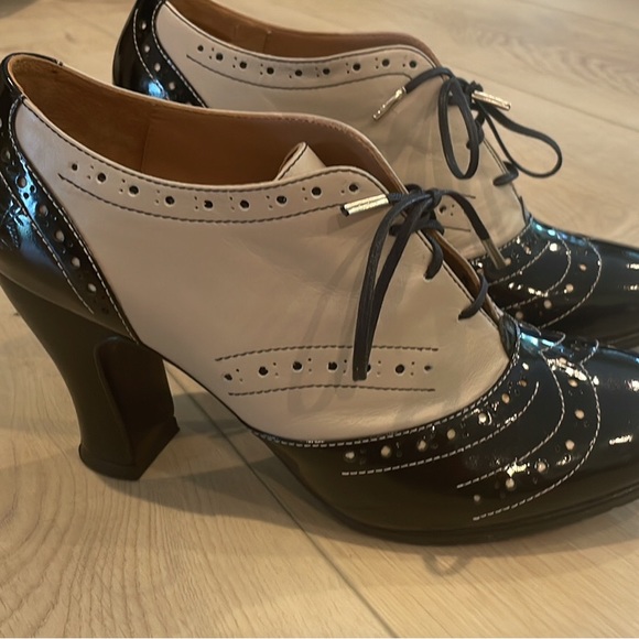 Fluevog brogued lace up heels - Picture 3 of 5
